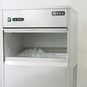 Venta caliente IM-50B MARS 50kgs tama&amp;ntilde;o peque&amp;ntilde;o tipo de bala comercial m&amp;aacute;quina de hielo de forma cil&amp;iacute - Product Image 3