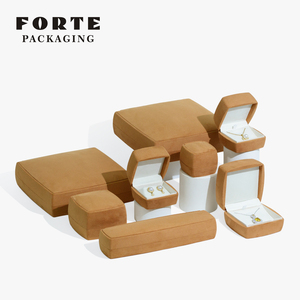 FORTE Boîtes à bijoux élégantes et luxueuses en velours emballage pour votre collier pendentif bague bien-aimé boîtes à bijoux personnalisées haut de gamme - Product Image 2
