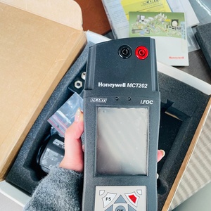 เครื่องมือกำหนดค่ามือถือ MCT202 Field Communicator สำหรับเครื่องส่งสัญญาณทุกซีรีส์ พลาสติก ความแม่นยำสูง IP66 - Product Image 1