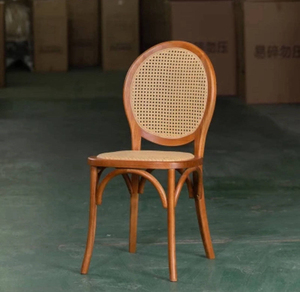 Chaise de salle à manger en rotin à dossier croisé en bois massif pour hôtels et restaurants – Meilleure vente en gros à prix abordable - Product Image 3
