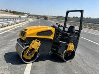 Rouleau compresseur à double tambour de 6 tonnes, équipement de compactage d'ingénierie de 26 kW, adapté aux surfaces routières et aux abords de ponts