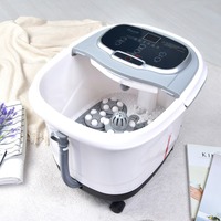 Bain de pieds Dewell Prime DFB-2201 avec boule de massage rotative automatique et vapeur