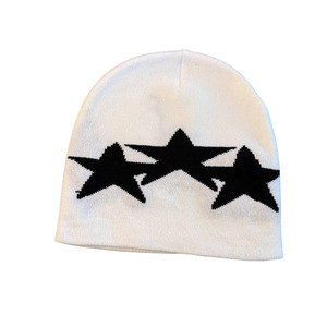 Gorro de lana tejido con estampado de estrellas, moderno, suave y elástico, estilo urbano. - Product Image 6