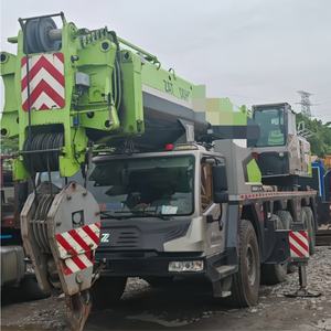 Machinerie d'occasion de Chine, grue tout-terrain Zoomlion ZAT2200H8, grue hydraulique sur camion à flèche à huit sections de 220 tonnes - Product Image 1