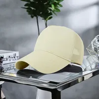 Gorra Trucker Blanca, Gorra de Béisbol con Malla Trasera y Visera Curva, Gorra de 5 Paneles con Frente de Espuma Transpirable, Venta al por Mayor para Hombres y Mujeres