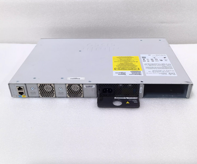 Original Cis Co Catalyst 9200 24 Port PoE+ 9200L Network Switch C9200L-24P-4G-E