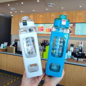 Creativo e di alta qualità in plastica per celebrità di Internet quadrato sport e Fitness paglia tazza da 900ml bottiglia d'acqua con cinturino - Product Image 3