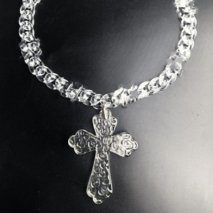 Grand collier pendentif <span class=keywords><strong>croix</strong></span> de jésus personnalisé pour femmes bijoux chrétiens en acrylique transparent <span class=keywords><strong>avec</strong></span> chaînes cubaines plaquées or - Product Image 4