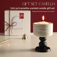 Boîte cadeau de bougie artisanale élégante et luxueuse en cire de soja parfumée à la camélia, en forme de fleur - Cadeau d'anniversaire ou de mariage pour les amis