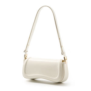 <span class=keywords><strong>Sac</strong></span> Cabas Élégant en Cuir – <span class=keywords><strong>Sac</strong></span> à Bandoulière Premium pour Femme – <span class=keywords><strong>Sac</strong></span> Selle <span class=keywords><strong>Personnalisé</strong></span> de Haute Qualité - Product Image 4