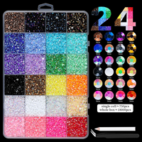 Meilleures ventes : Ensemble d'accessoires pour ongles en boîte 24 ou 28 compartiments, comprenant des strass en résine à fond plat effet perle et breloques pour ongles DIY multicolores