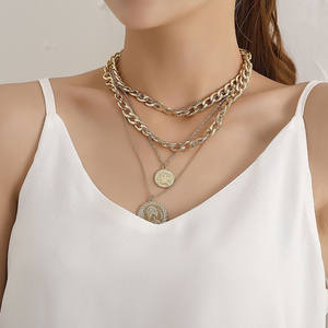 قلادة نسائية متعددة الطبقات وقلادة شهيرة 5 طبقات مكتنزة سلسلة كوبية قلادة منحوتة عملة الهيب هوب مجموعة الفولاذ المقاوم للصدأ - Product Image 2