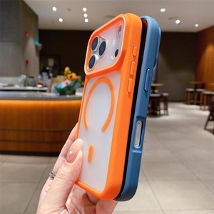 เคสแม่เหล็กสำหรับ iPhone 17 Pro Max คุณภาพสูง ป้องกันการตกกระแทก โปร่งแสงด้าน ป้องกันรอยนิ้วมือ - Product Image 4