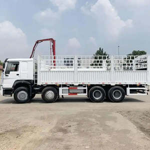 Camión <span class=keywords><strong>de</strong></span> carga <span class=keywords><strong>de</strong></span> estaca <span class=keywords><strong>de</strong></span> valla resistente Sinotruk HOWO 8x4 30T para transporte <span class=keywords><strong>de</strong></span> ganado <span class=keywords><strong>de</strong></span> entrega <span class=keywords><strong>de</strong></span> animales - Product Image 2