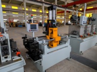 Machine à rouler les soudures contrôlée par PLC pour une finition de surface micro-lisse dans l'industrie des pipelines en acier inoxydable