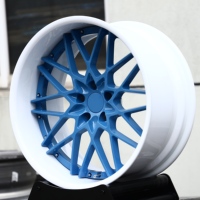 Jantes forgées 2 pièces blanches et bleues 19 20 21 22 24 pouces 5x114.3 5x112 à déport profond compatibles Audi RS3 RS4 RS5 Q3 R8 Q5 Q7 A4 B8.5 C7 C8 8V