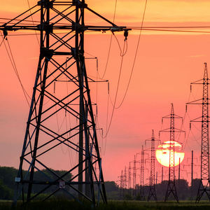 Tour de transmission électrique 132 kV avec profilés angulaires en acier haute résistance pour les projets d'ingénierie des réseaux électriques et des postes de transformation - Product Image 6