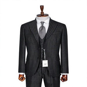 Costume d'affaires noir à fines rayures pour homme, simple boutonnage, col cranté, mélange de laine, coupe droite, infroissable, style britannique - Product Image 1