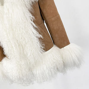Nuovo Design: Cappotto in <span class=keywords><strong>Pelle</strong></span> e Pelliccia Personalizzato, Giacche Invernali in <span class=keywords><strong>Pelle</strong></span> Scamosciata per Donne con Collo e Polsini in Pelliccia Mongola - Product Image 4