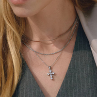 Collier minimaliste en cristal scintillant en forme de croix, hypoallergénique, en acier inoxydable, accessoires délicats pour la clavicule, livraison rapide