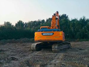 Excavadoras Usadas Doosan DX55 DX140 DH220 225 DX225 DH300 DX300 a Bajo Precio, Excavadora de Cadenas, Precio de Excavadora - Product Image 3