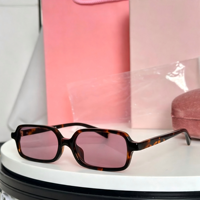 Lunettes de soleil unisexes tendance, monture carrée intégrale, verres dégradés rose/gris, protection UV400 de haute qualité en PC, activités de plein air