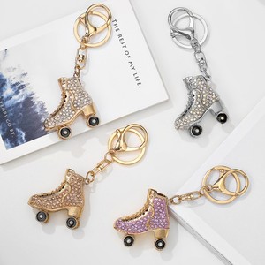 Bling Crystal Roller Skates Key Chain Holder Jewelry Creative Rhinestone Charm Roller Skating Sports Lovers' Gift Keychain