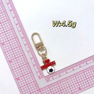 Llavero Personalizado de la Selección Nacional con la Camiseta Roja, Aleación de Zinc, Anillo para Llaves de Fútbol con Cierre de Langosta, Regalo para Fanáticos de EE. UU., Canadá y México <span class=keywords><strong>2026</strong></span> - Product Image 4