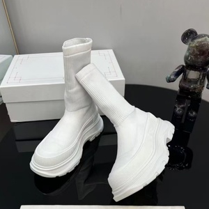 Zapatillas de diseñador de moda, de alta calidad, para hombre y mujer, estilo deportivo grueso, de caña alta, para correr y caminar casualmente. - Product Image 2