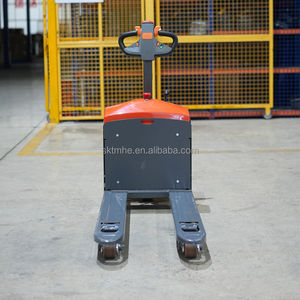 รถยกพาเลทไฟฟ้าแบบเดินตาม น้ำหนัก 1500 กก. พร้อมล้อ PU ใช้พลังงานจากแบตเตอรี่ตะกั่วกรด สำหรับการขนย้ายวัสดุในคลังสินค้า - Product Image 5