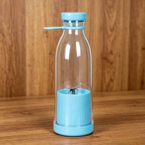 Licuadora USB Mini de Alta Calidad en Oferta, Compacta para el Hogar, para Viajeros, Prepara Bebidas Rápidas de Frutas y Verduras Caseras - Product Image 4