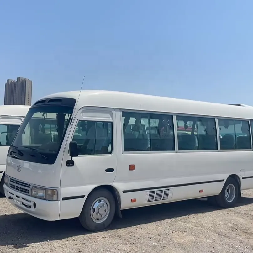 Venta caliente LHD usado buen estado motor diesel 30 plazas Toyota Coaster bus para la venta