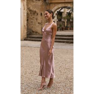 Nuevo Vestido de Fiesta de Verano con Escote Profundo en V - Product Image 5