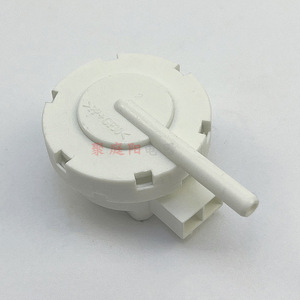 PSS-22-T1 เซ็นเซอร์ระดับน้ำ 3204080 สวิตช์ความดันสำหรับเครื่องซักผ้า SPDT 24 V 1 A 15 ปอนด์ต่อตารางนิ้ว - Product Image 1
