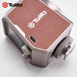 TOLIFO PL-15RGB 15W Lampe Vidéo de Poche RGB <span class=keywords><strong>avec</strong></span> Batterie Rechargeable Intégrée CRI96, Lumière d'Appoint Magnétique pour Appareil <span class=keywords><strong>Photo</strong></span> pour Photos en Extérieur - Product Image 2