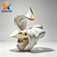 Sculpture en acier inoxydable personnalisée, ruban abstrait blanc-or, fontaine d'eau pour hôtel, villa, cour, centre de vente immobilière