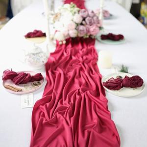 Décoration de mariage d'Anne d'été Chemins de table en <span class=keywords><strong>gaze</strong></span> plissée élastique <span class=keywords><strong>double</strong></span> face au toucher du lait pour événements Chemin de table <span class=keywords><strong>vert</strong></span> <span class=keywords><strong>sauge</strong></span> - Product Image 1