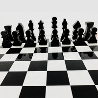 Jeu d'échecs de luxe en acrylique SHP, plateau transparent, pièces géométriques abstraites pour la décoration de la maison, décoration de bureau, cadeau