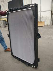 Radiateur automatique <span class=keywords><strong>D</strong></span>/A/F de l'usine de radiateurs de Chine 61417 1617341 1364465 1858774 1326966 1617340 1858772 CR690000P 8MK376721-541 - Product Image 4