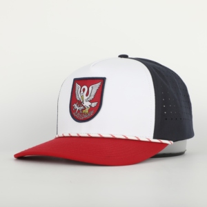 Gorra de Béisbol de 5 Paneles Personalizada OEM ODM, Estilo Deportivo, Transpirable e Impermeable, con Cuerda y Dos Tonos de Color - Product Image 1
