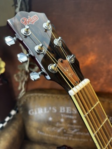Guitarra Acústica Cutaway GA de 41 Pulgadas con Tapa de Abeto Sólido y Fondo y Laterales de Arce, Color Vintage Sunset, Guitarra Folk para Interpretación Musical con Logo - Product Image 2