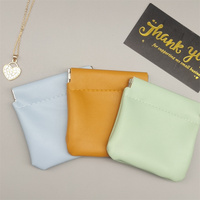 Pochette cadeau pour montre en cuir PU avec logo gaufré personnalisé et fermeture magnétique Petit emballage Sac de montre en cuir pour bijouterie