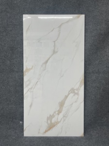 Sang trọng hiện đại 60x60/60x120cm cá MAW Vàng Gạch Đá Cẩm Thạch Trắng Carrara Vàng sàn tường gạch bề mặt đánh bóng cho sảnh khách sạn - Product Image 3