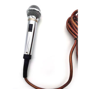 Micrófono vocal dinámico unidireccional cardioide de mano con cable profesional de mejor rendimiento - Product Image 2