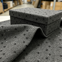 Tissu en laine épaisse gris chiné A013 avec broderie de perles noires et de sequins argentés pour manteaux et jupes mi-longues automne-hiver