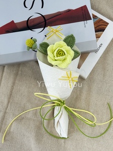 Bouquet <span class=keywords><strong>di</strong></span> <span class=keywords><strong>Rose</strong></span> Verdi all'Uncinetto Fatto a Mano, Fiore Lavorato a Maglia con Stelo Singolo, Rosa Artificiale Eterna per Decorazioni Domestiche - Product Image 3