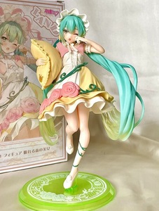 WOWEI lindo <span class=keywords><strong>mi</strong></span>-ku Figura de plástico modelo-solo Anime adorno de moda regalo de cumpleaños - Product Image 6