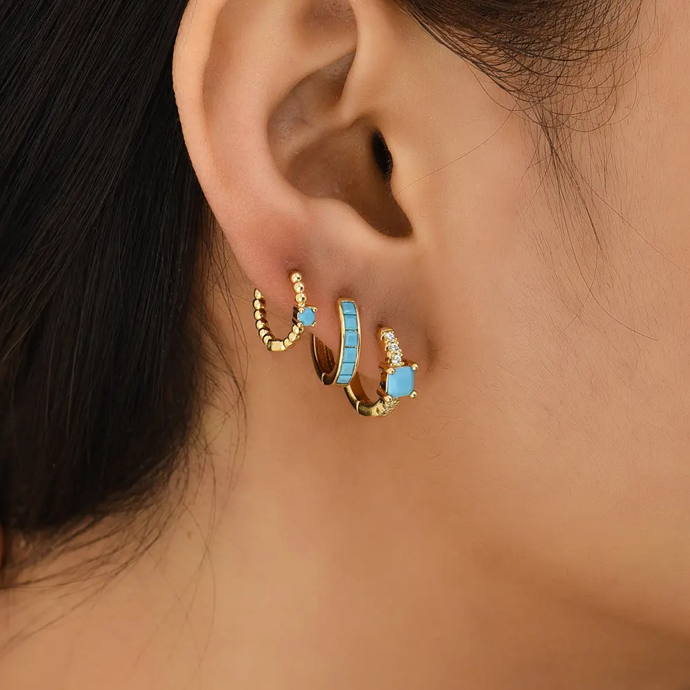 Yingtong orecchini a cerchio con pavé di pietra turchese piccoli orecchini gioielli in acciaio inossidabile da donna