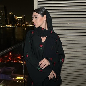 R-399 Dubai Nuovo Set Estivo da Donna 2 Pezzi Abaya Hijab con Ricamo Floreale <span class=keywords><strong>Abbigliamento</strong></span> <span class=keywords><strong>Islamico</strong></span> Tradizionale del Produttore - Product Image 1
