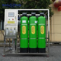 Système de purification d'eau par osmose inverse industriel 1000 LPH 8040 avec membrane RO en FRP pour usine de traitement d'eau potable pure